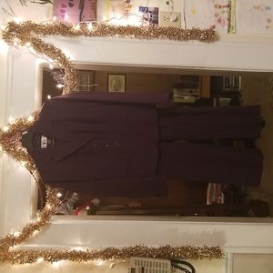 2 piece women's 2 petite blazer and pants.  Plum. LeSuit